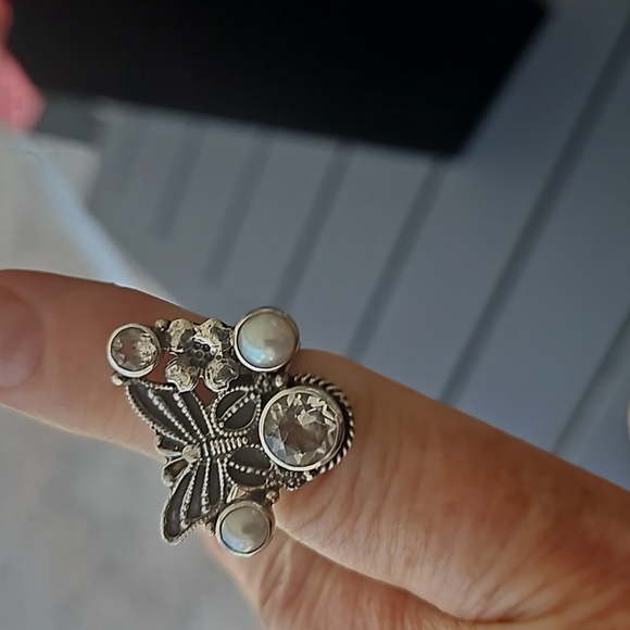 Echo Of A Dreamer Sterling Silver Butterfly Ring - Picture 5 of 8